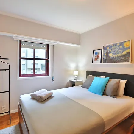 Appartement Lips Friendship Shelter Oporto