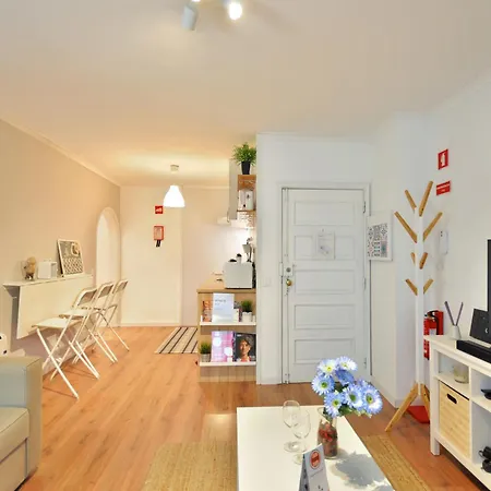 Lips Friendship Shelter *